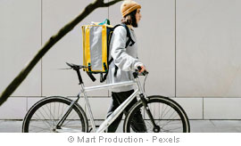 © Mart Production - Pexels